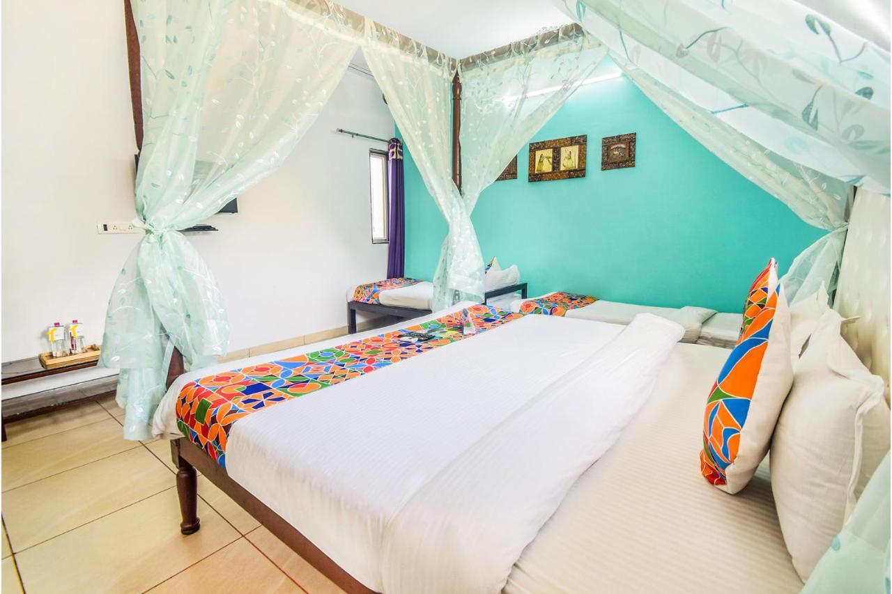 Fabhotel Everest International อุเดเปอร์ ภายนอก รูปภาพ