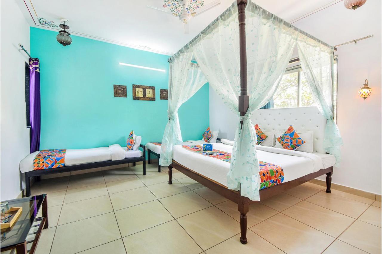 Fabhotel Everest International อุเดเปอร์ ภายนอก รูปภาพ
